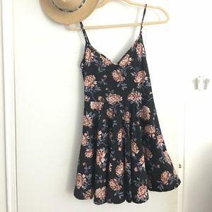 Forever 21 floral strapped dress